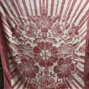 VTG SAN MARCOS FLORAL PINK & WHITE 
BLANKET